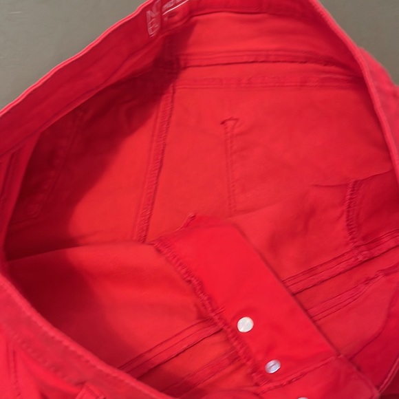 NO BO mid rise   Red color womens shorts size 17” - Picture 5 of 11